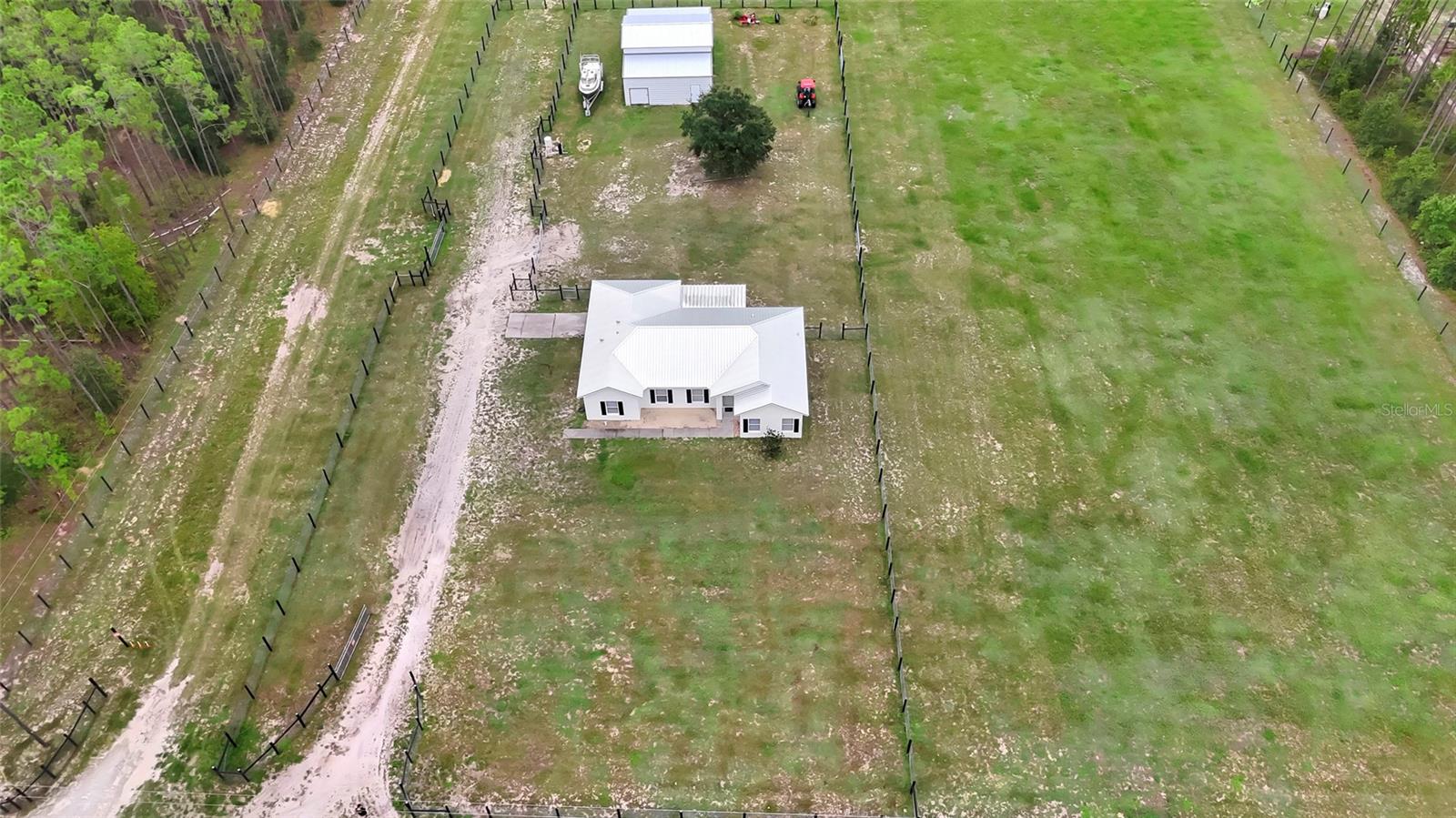 GROVELAND FARMS - Residential