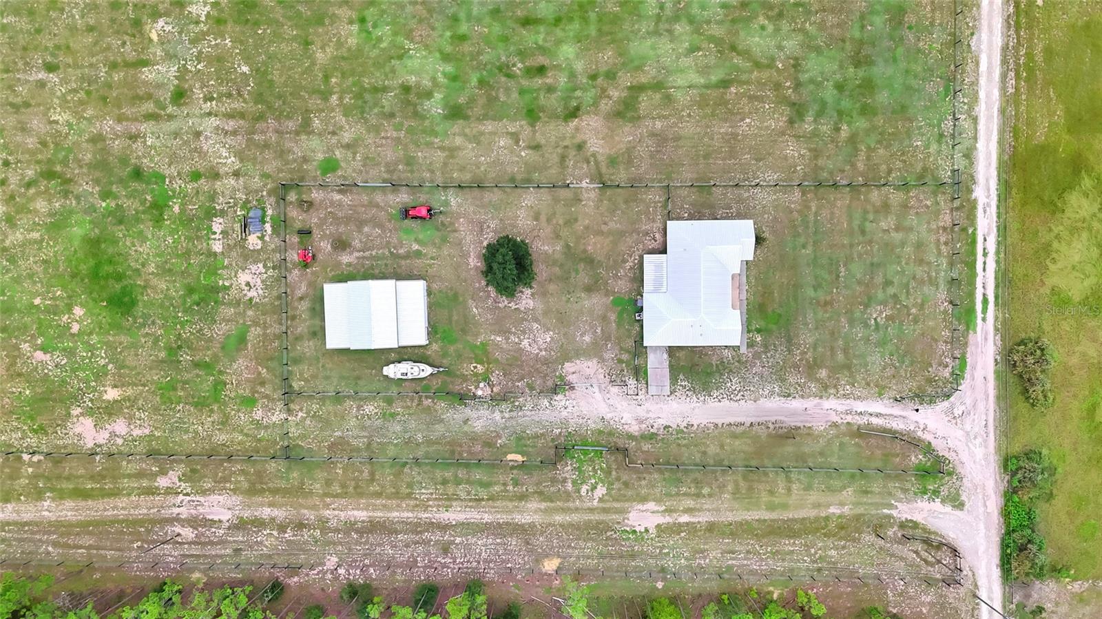 GROVELAND FARMS - Residential