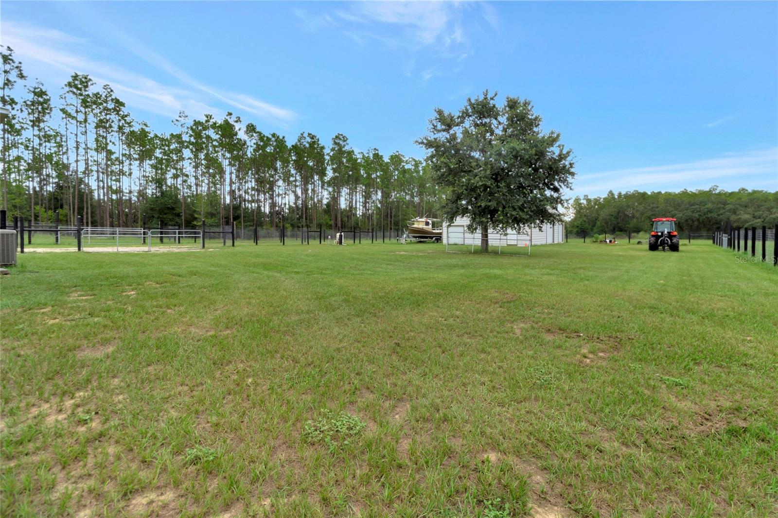 GROVELAND FARMS - Residential