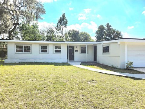 Photo of 5804 Viking Road, Orlando, FL 32808 (MLS # S5120603)