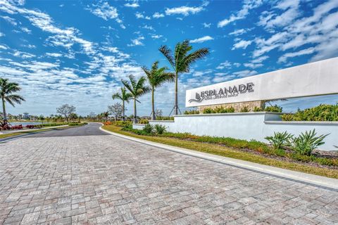 A home in BRADENTON