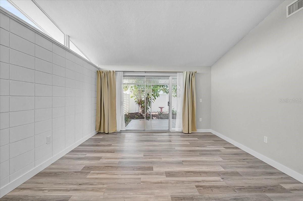 3133 LAKE RIDGE DRIVE