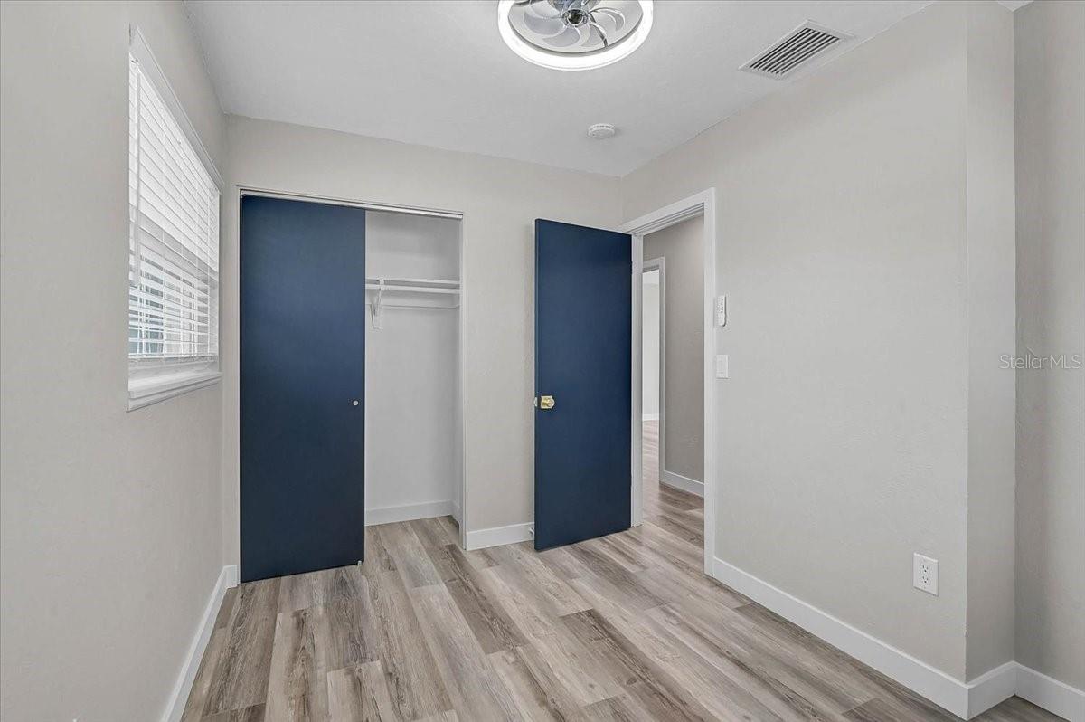 LAKE RIDGE - Residential