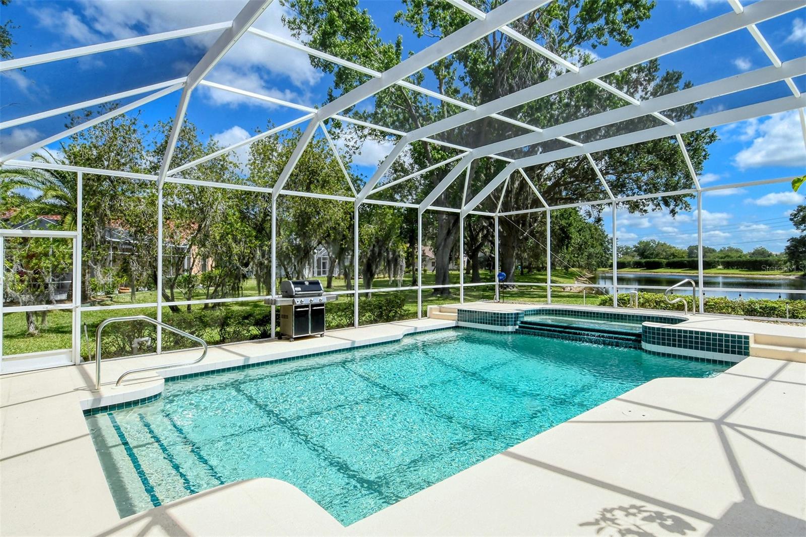 SERENOA - Residential