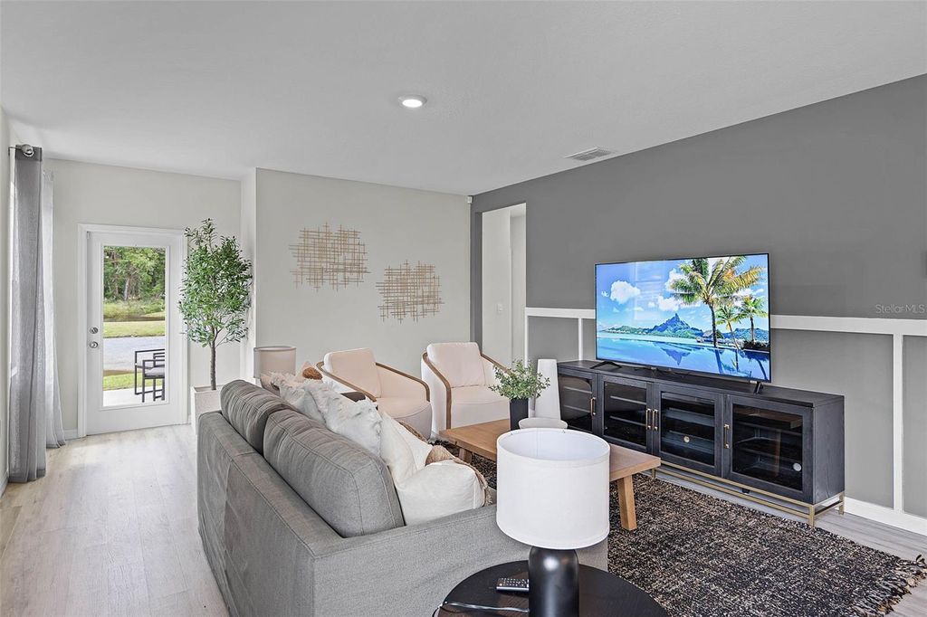 Photo of 3310 White Indigo Road, Winter Haven, FL 33884 (MLS # O6385000)