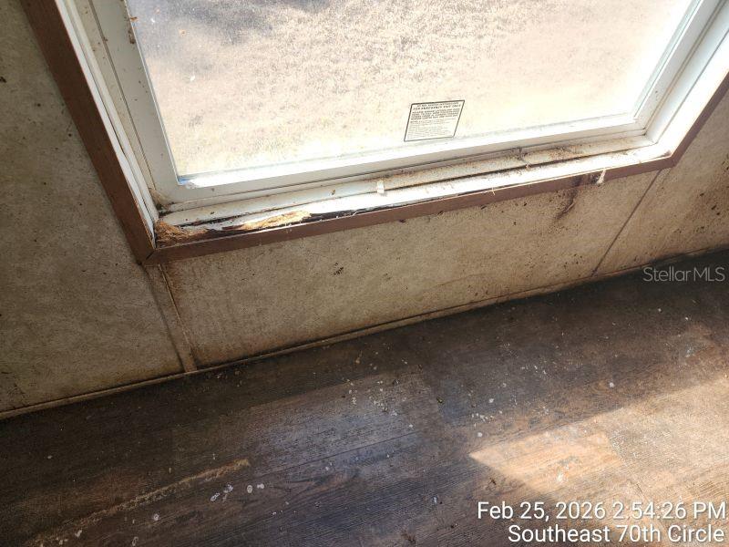 LEXINGTON ESTS - Residential