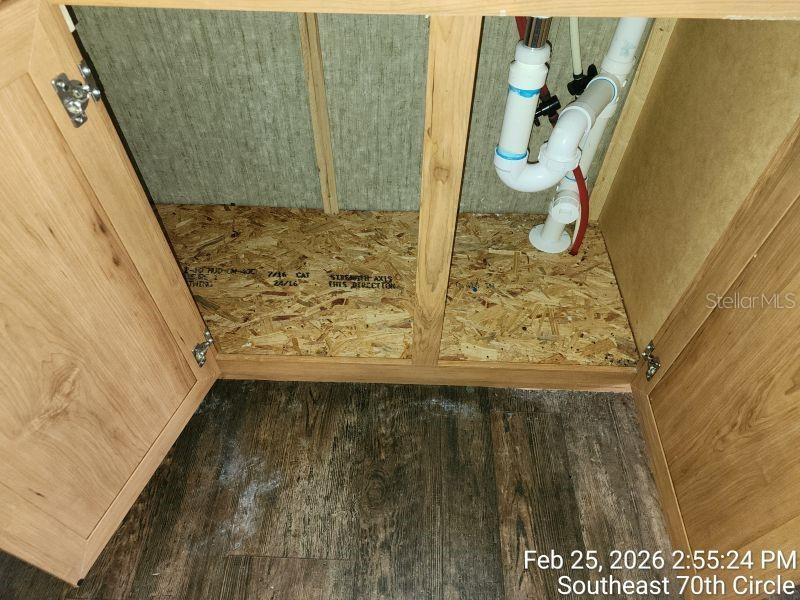 LEXINGTON ESTS - Residential