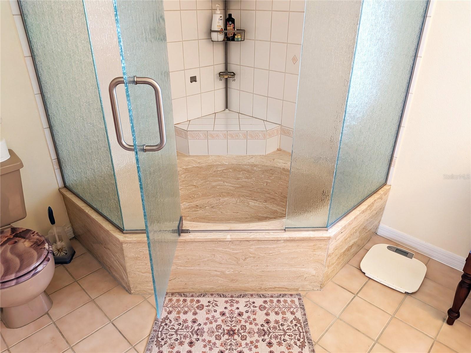 VIZCAYA PH 1, 2, 3, 4, 5, 7, 9, 12, 13, 15&16 - Residential