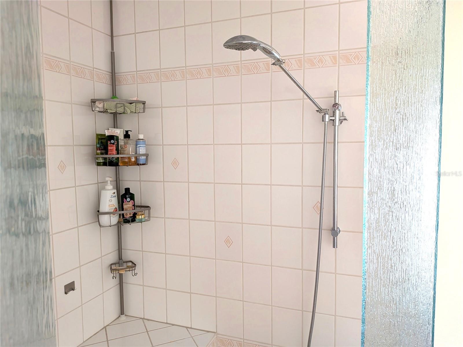 VIZCAYA PH 1, 2, 3, 4, 5, 7, 9, 12, 13, 15&16 - Residential