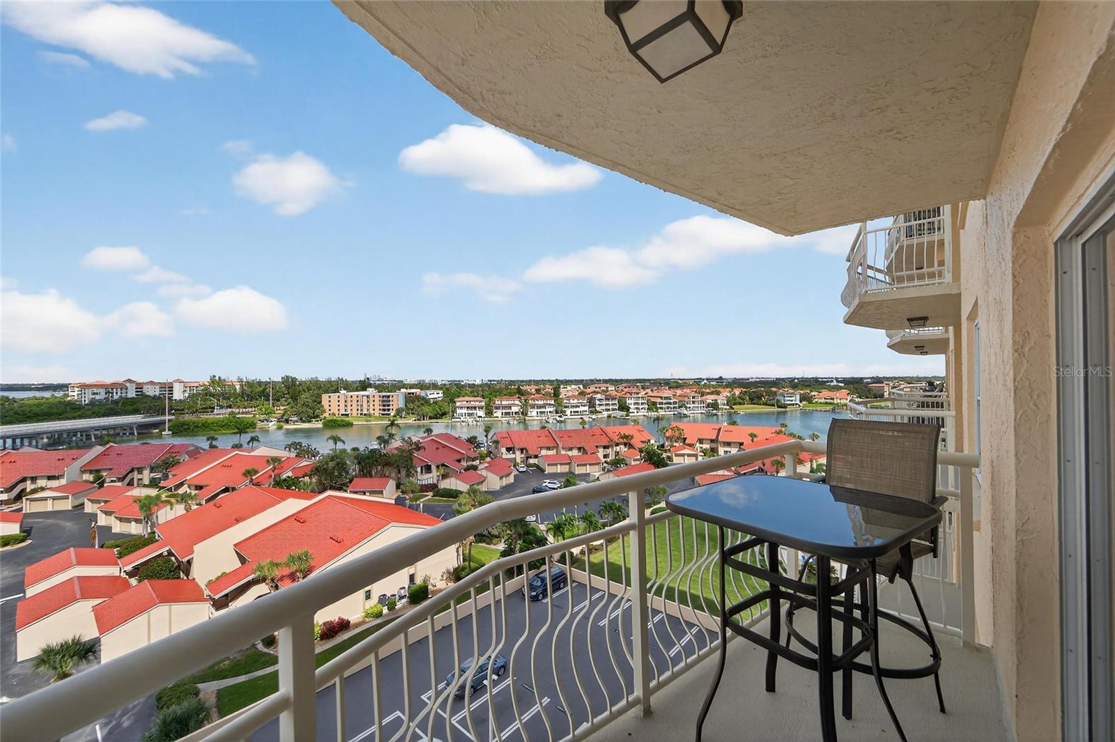 BAYWAY ISLES POINT BRITTANY SIX - Residential