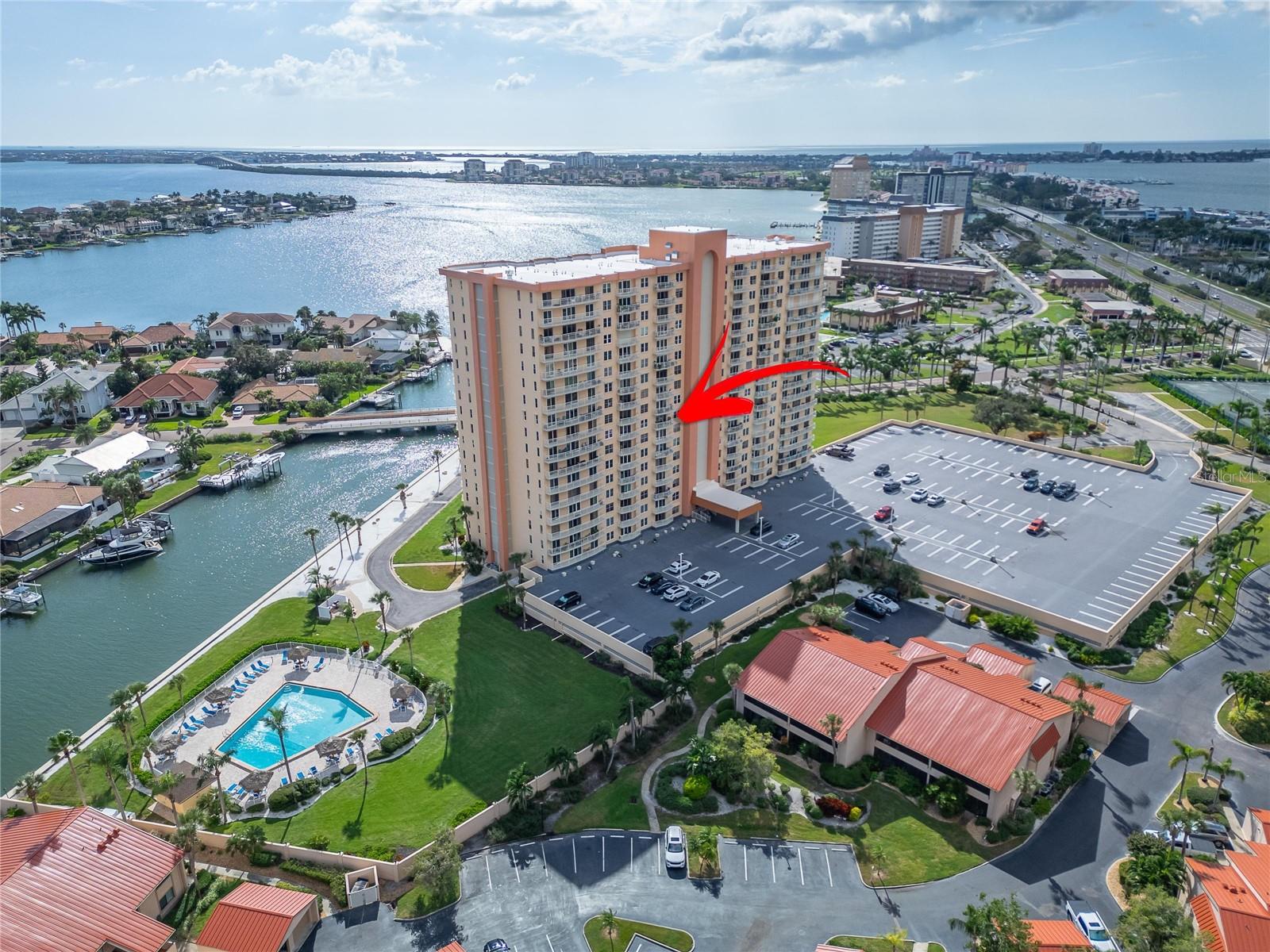 BAYWAY ISLES POINT BRITTANY SIX - Residential