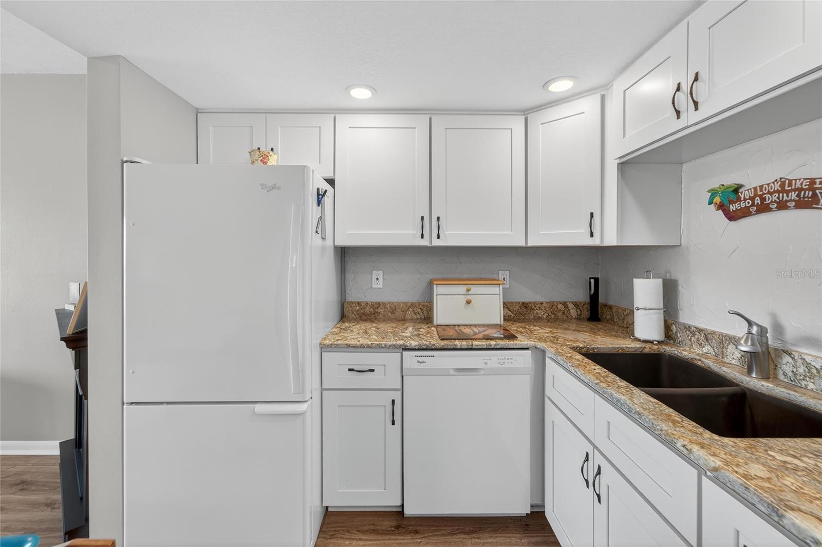 BAYWAY ISLES POINT BRITTANY SIX - Residential
