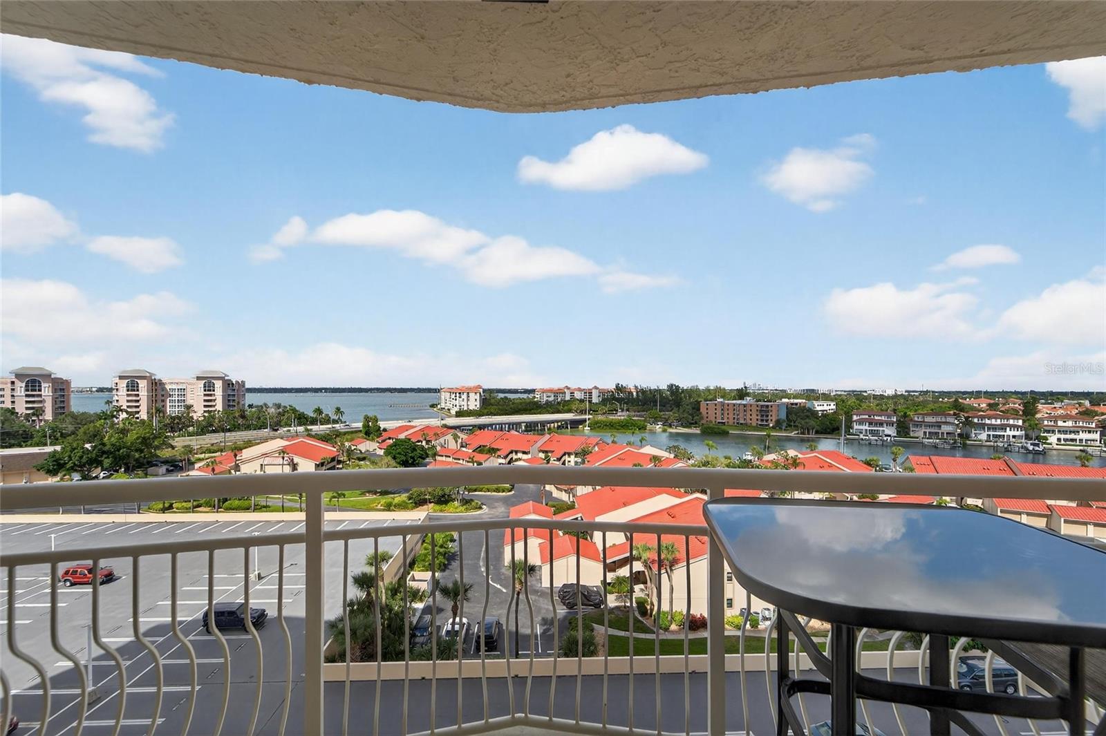 BAYWAY ISLES POINT BRITTANY SIX - Residential
