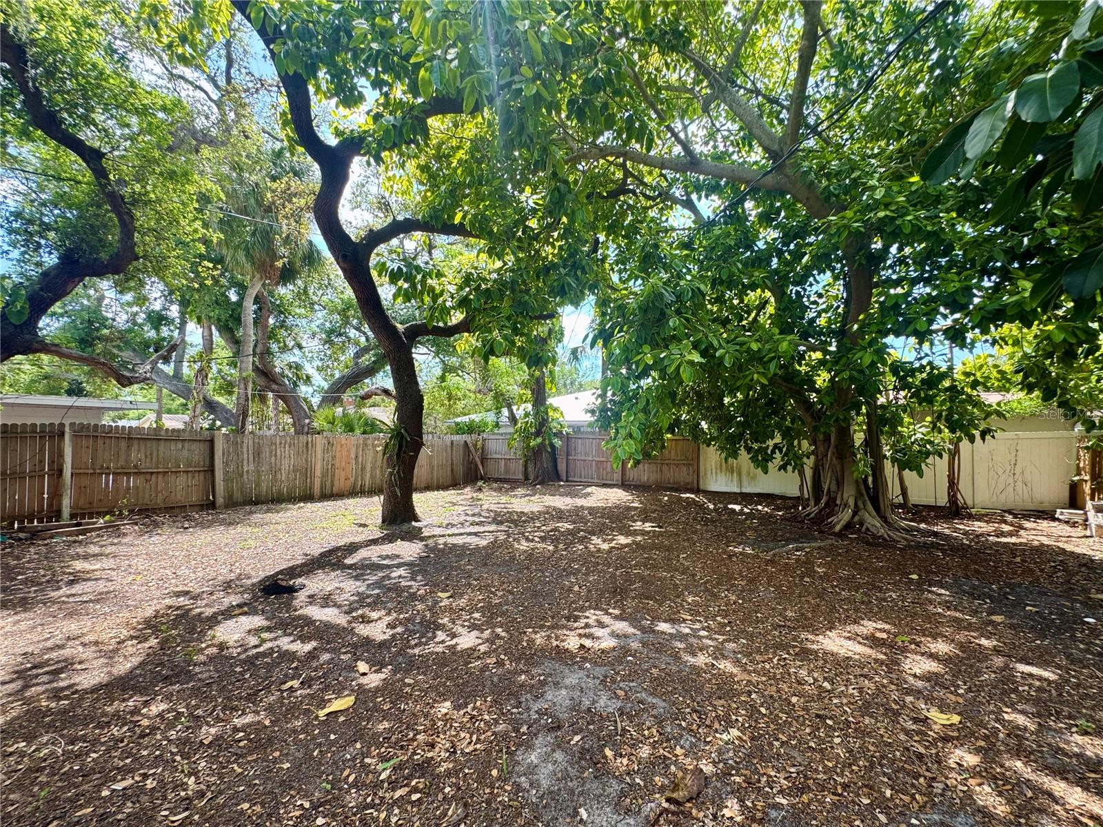 SYLVAN SHORES - Residential