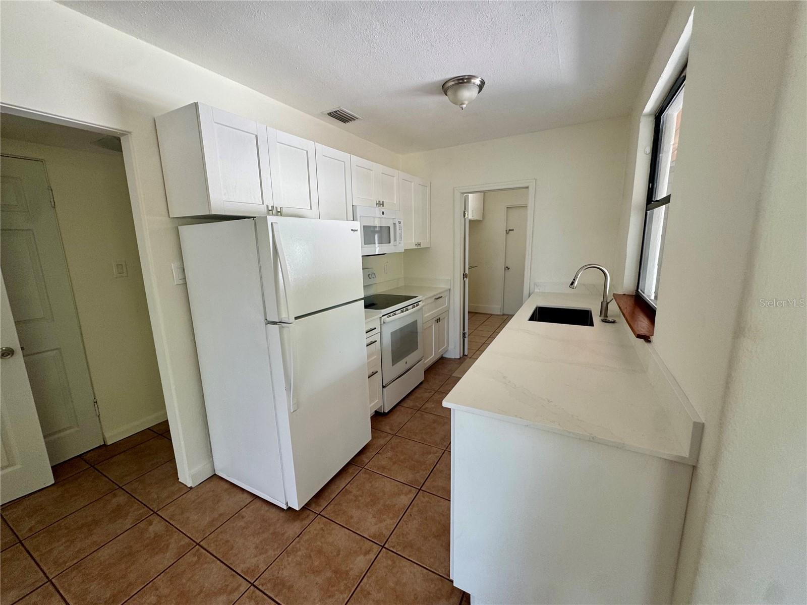 SYLVAN SHORES - Residential