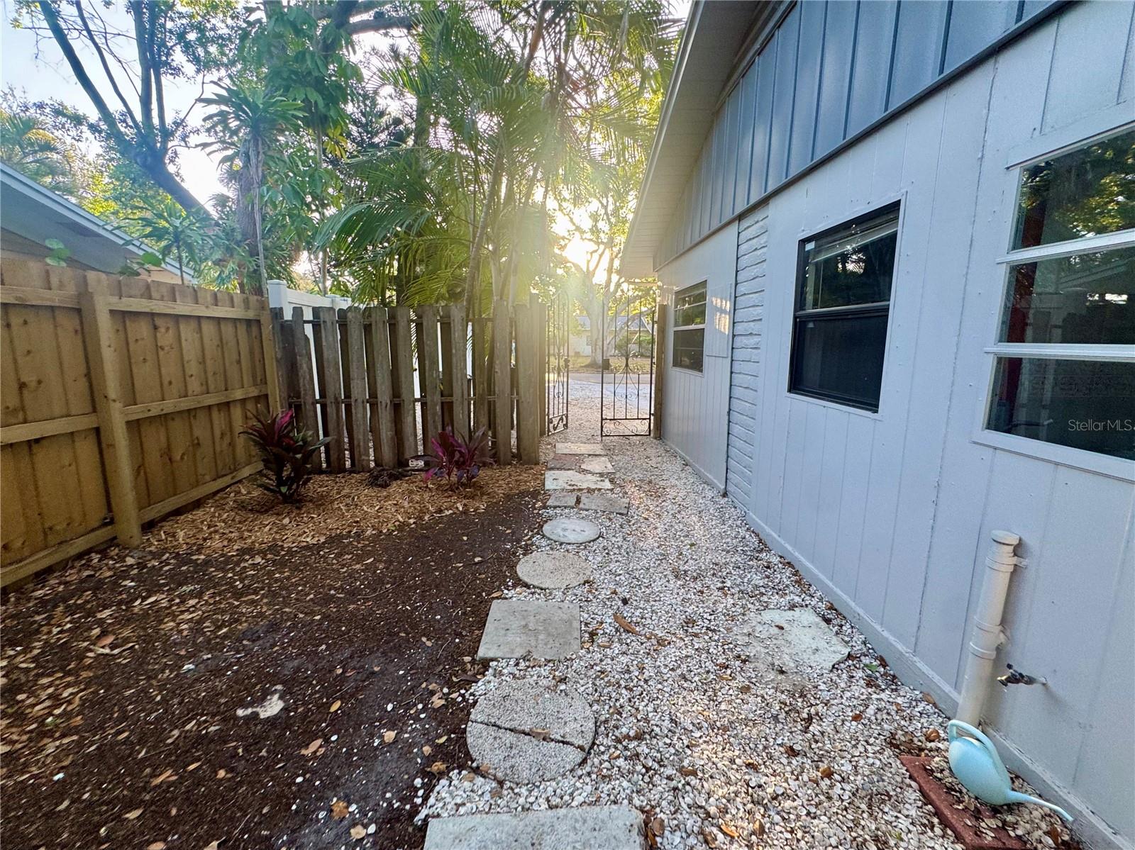 SYLVAN SHORES - Residential