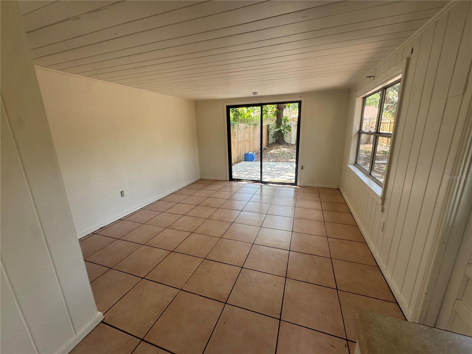 SYLVAN SHORES - Residential