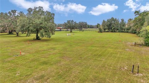 Tiny photo for 19597 SE 70th Lane, Morriston, FL 32668 (MLS # OM712740)