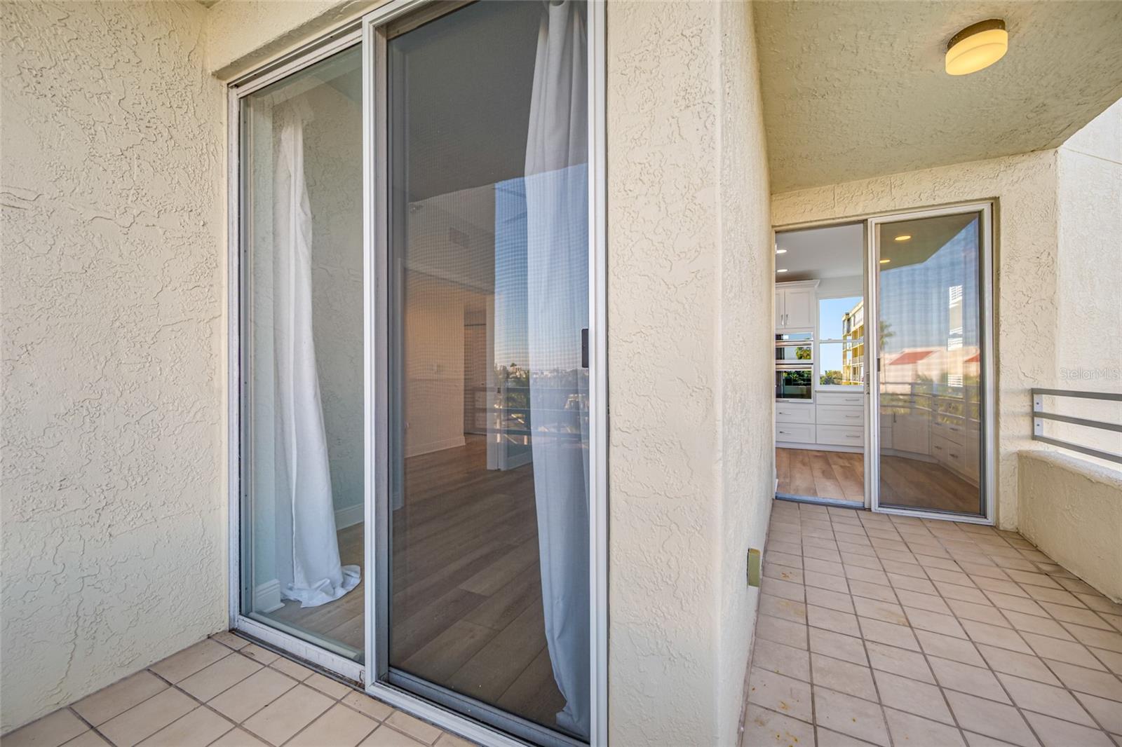 HARBOURSIDE CONDO - Residential