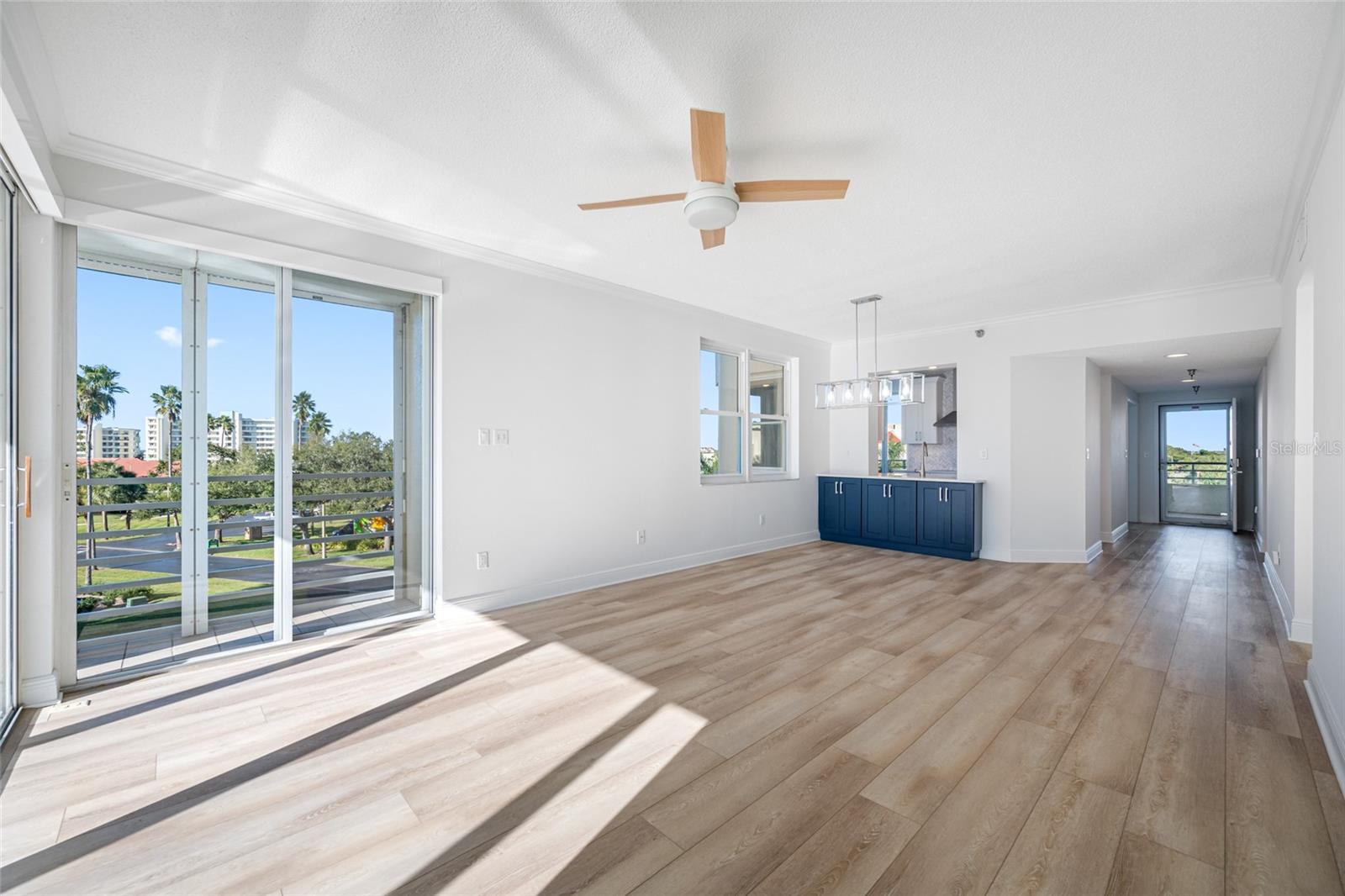 HARBOURSIDE CONDO - Residential