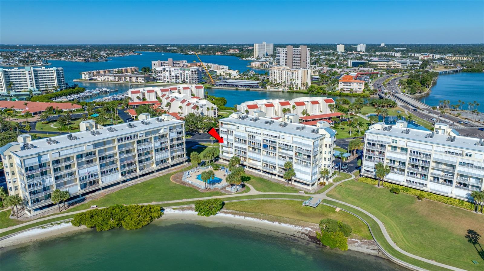 HARBOURSIDE CONDO - Residential