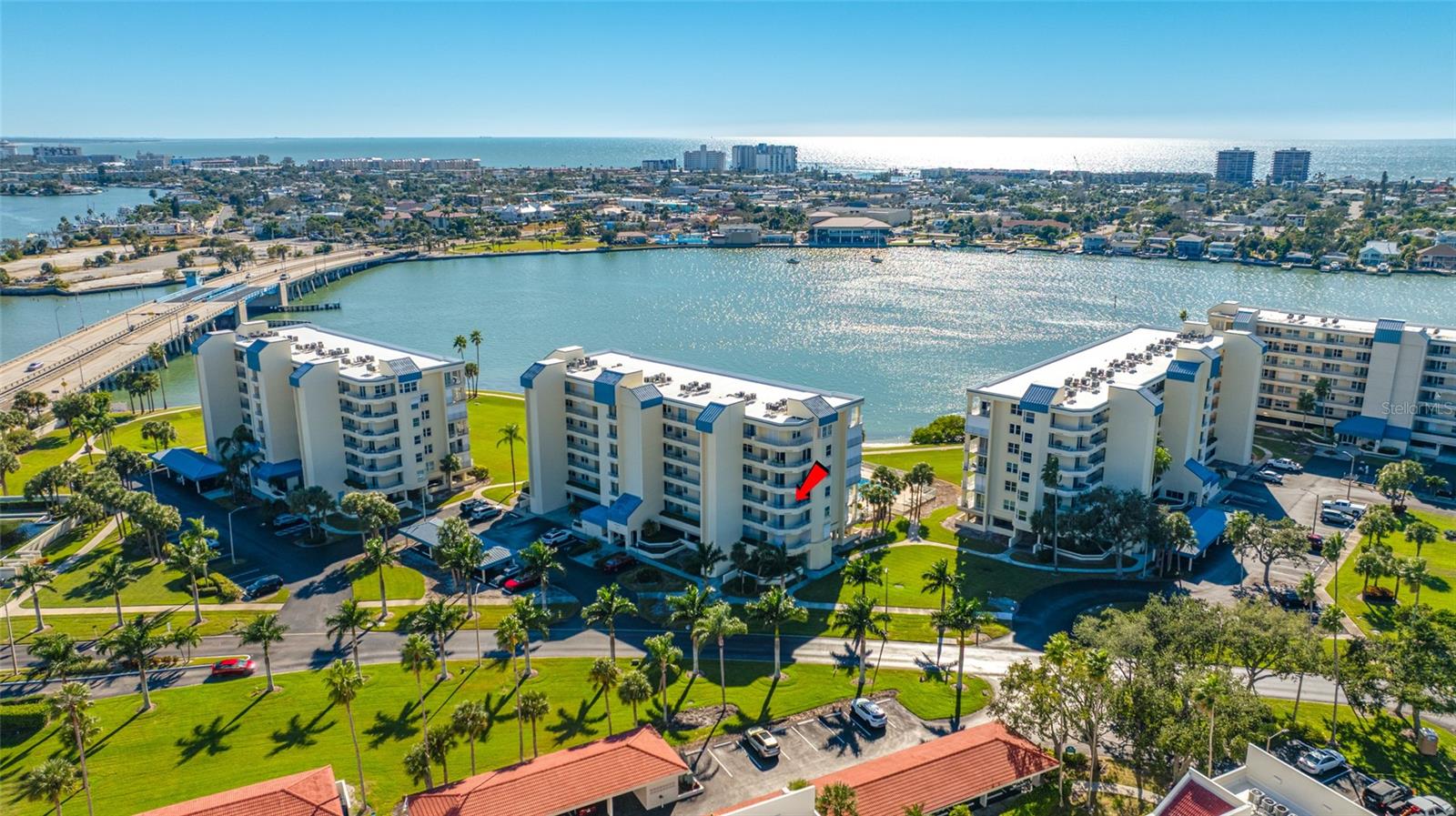 HARBOURSIDE CONDO - Residential