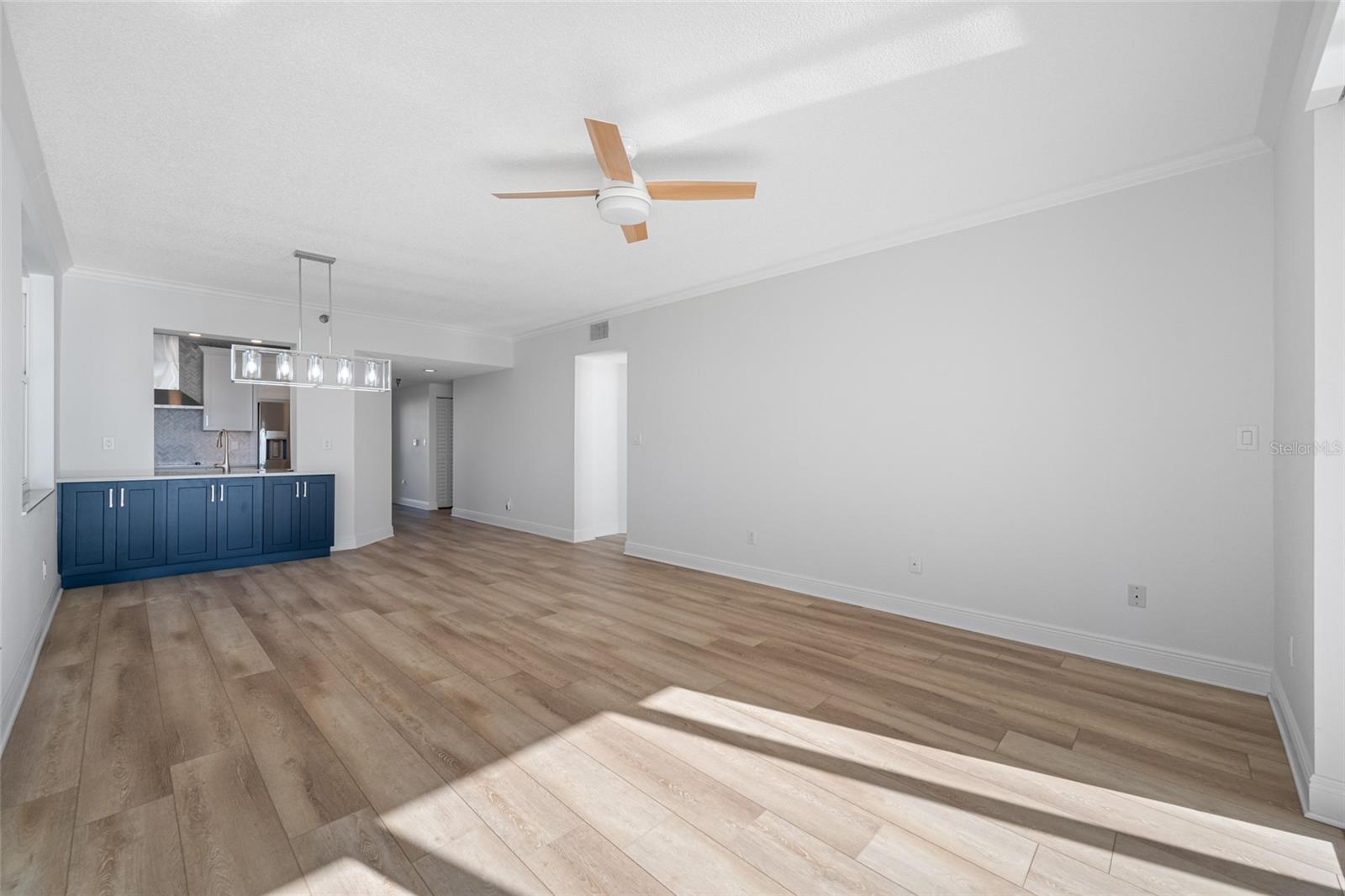 HARBOURSIDE CONDO - Residential