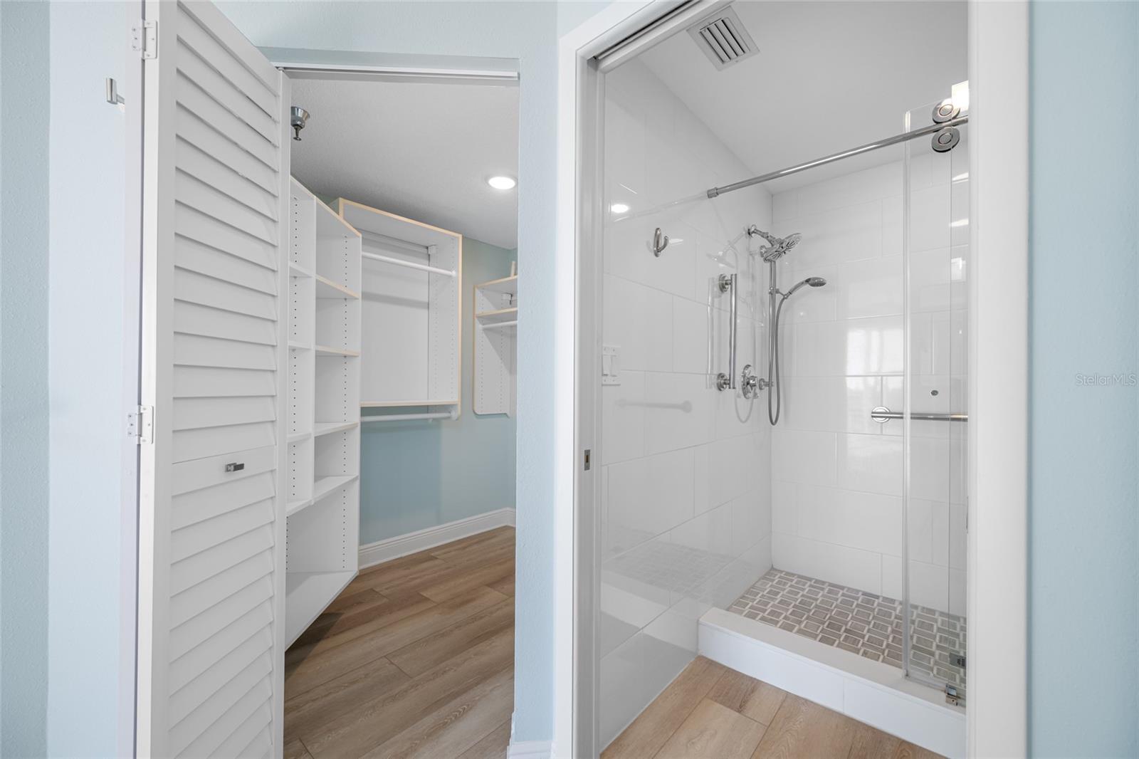 HARBOURSIDE CONDO - Residential