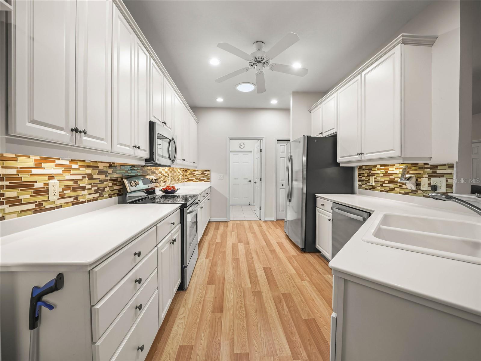 LAKE ASHTON GOLF CLUB - Residential