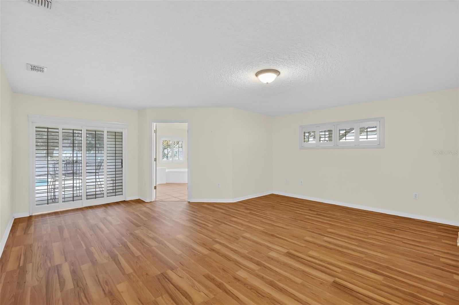 JOHNS LANDING PH 01 44/47 - Residential