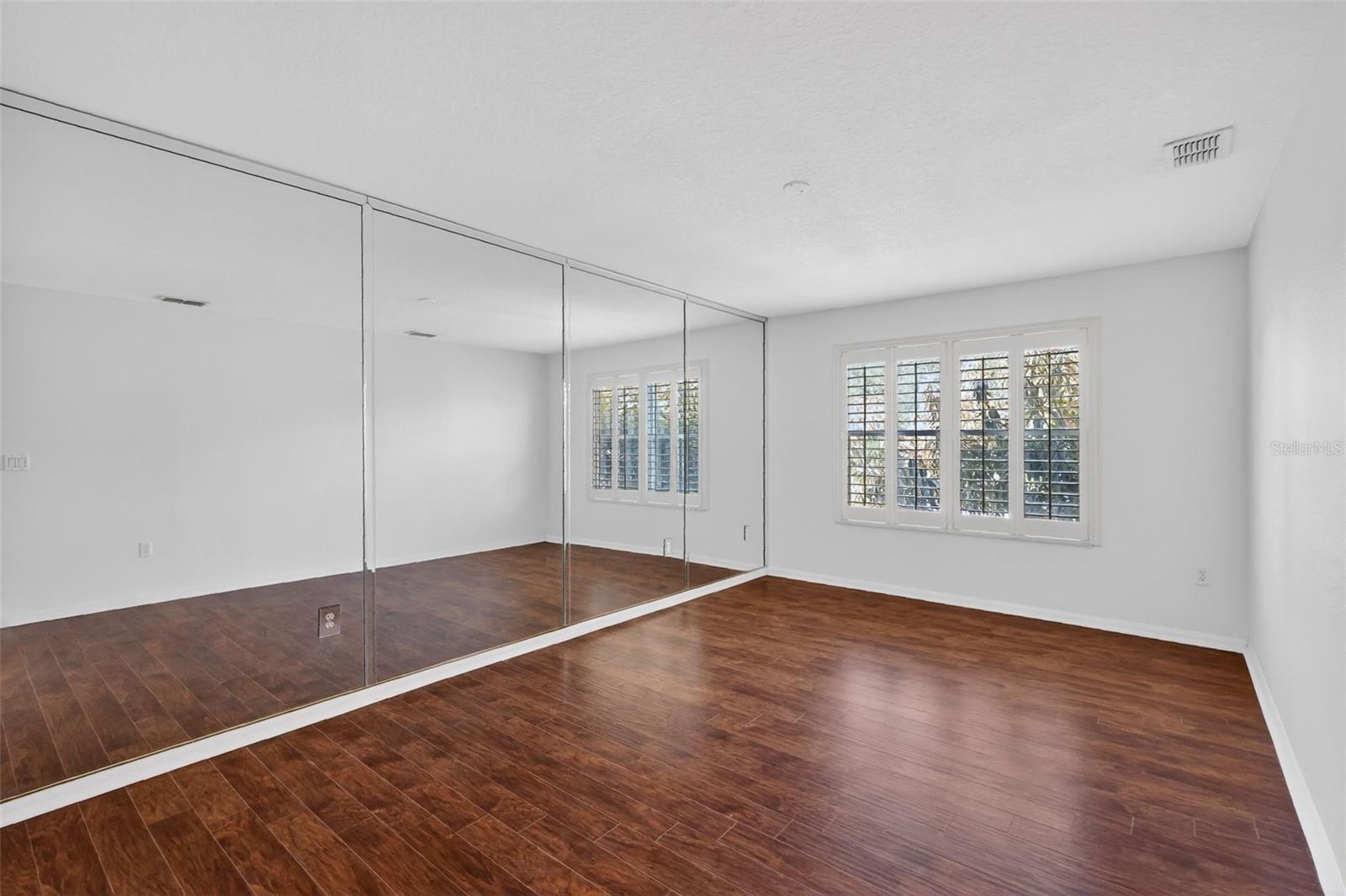 JOHNS LANDING PH 01 44/47 - Residential