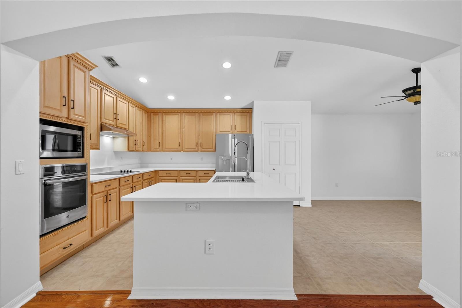 JOHNS LANDING PH 01 44/47 - Residential