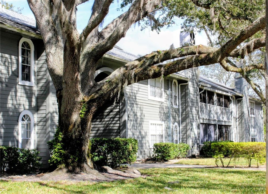 Photo of 11808 Skylake Place #D, Tampa, FL 33617 (MLS # TB8475059)