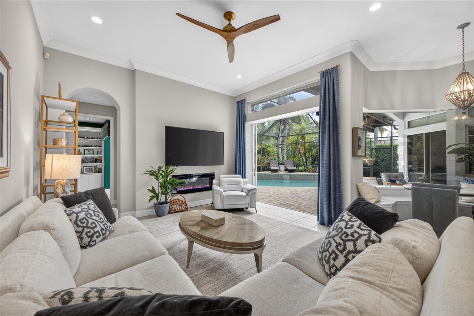6724 THE MASTERS AVENUE, LAKEWOOD RANCH, FL, 34202 2 6724 THE MASTERS AVENUE