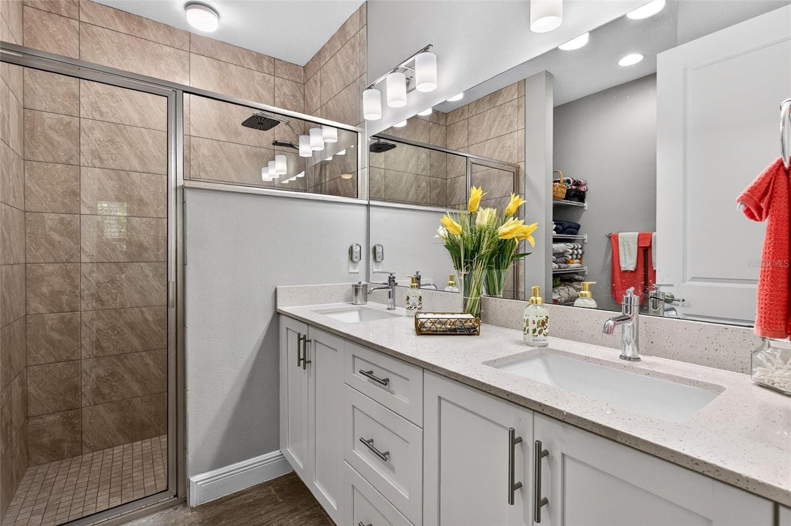 HUNTINGTON VILLAS PH 2-A - Residential