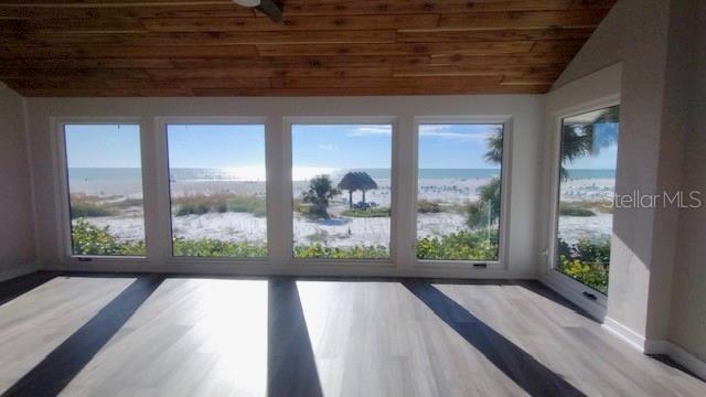 1013 W PEPPERTREE DRIVE 115