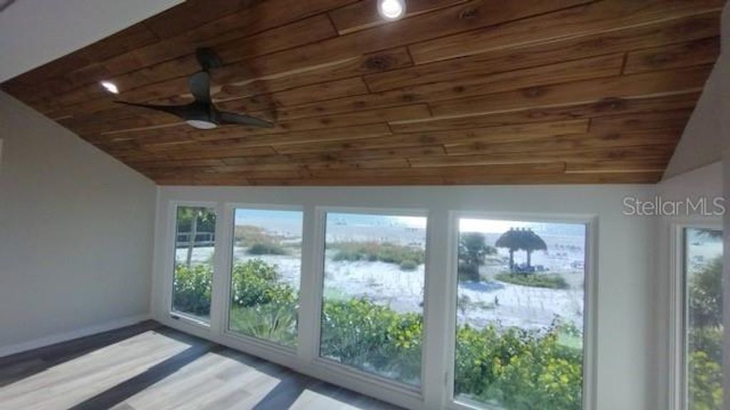 Photo of 1013 W Peppertree Drive #115, Sarasota, FL 34242 (MLS # A4676120)