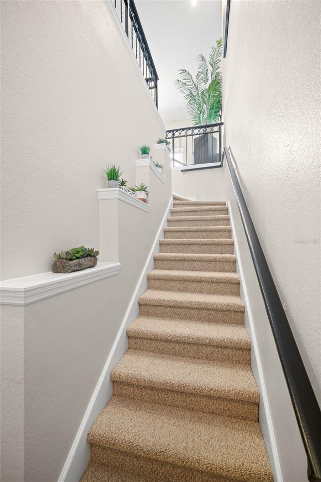 Photo of 726 Seagate Drive #726, Tampa, FL 33602 (MLS # TB8455825)