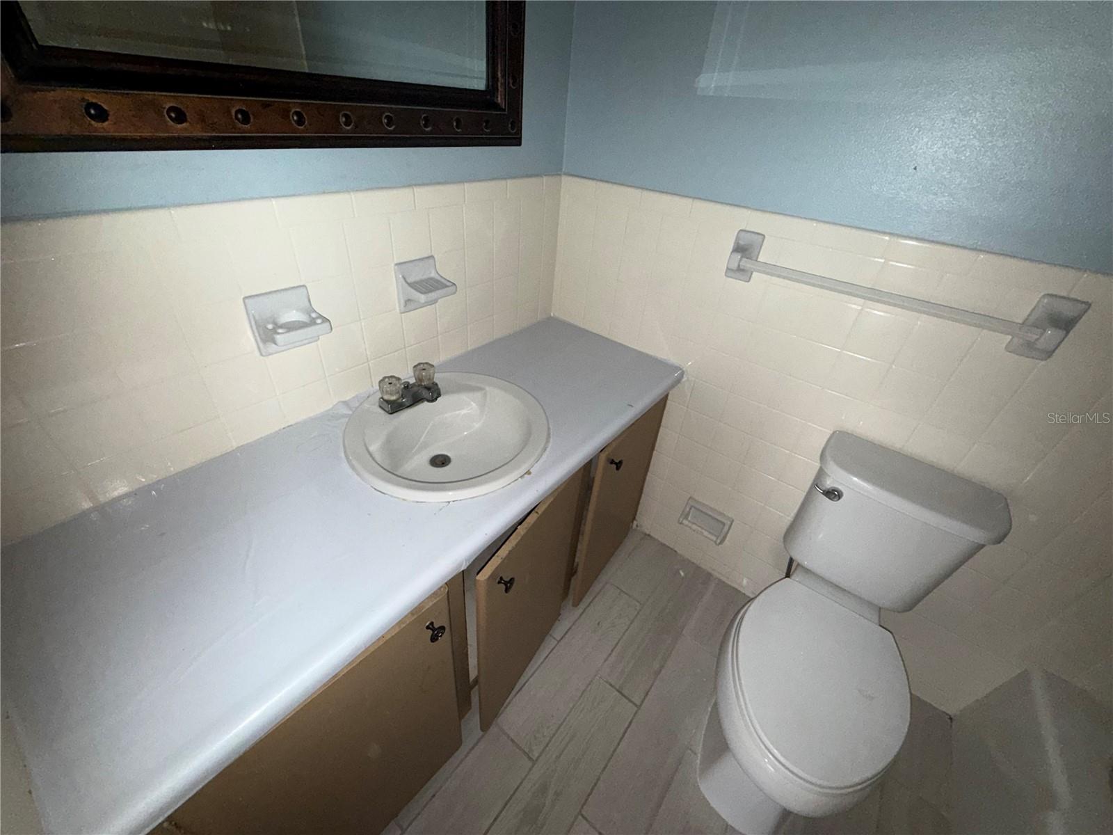 ROBESON J E ADD - Residential