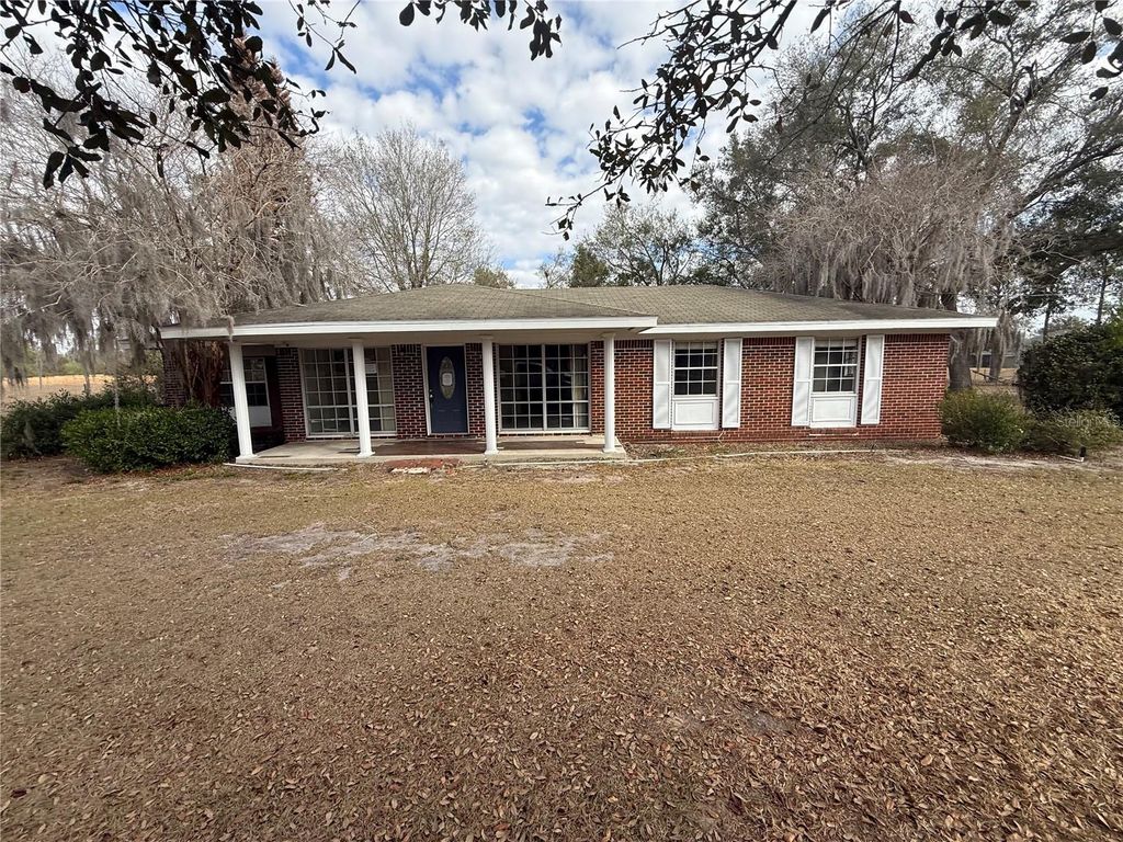 Photo of 801 9th Street NE, Fort Meade, FL 33841 (MLS # TB8481175)