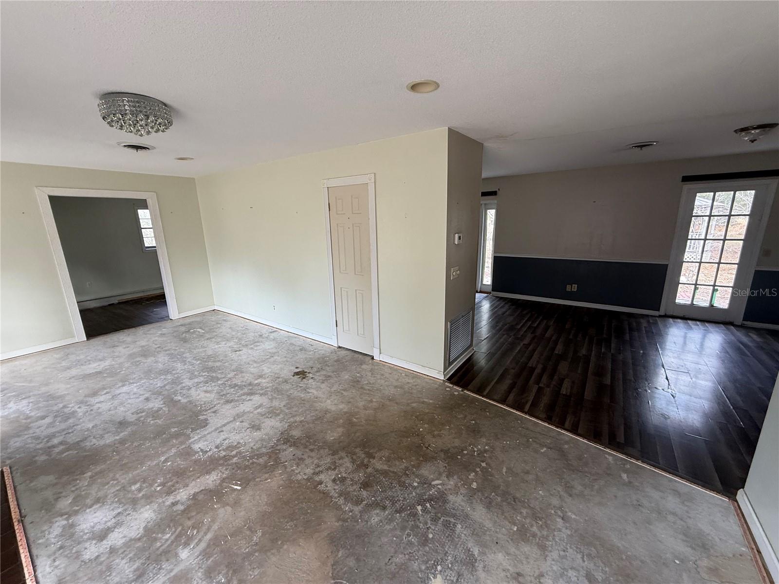 ROBESON J E ADD - Residential