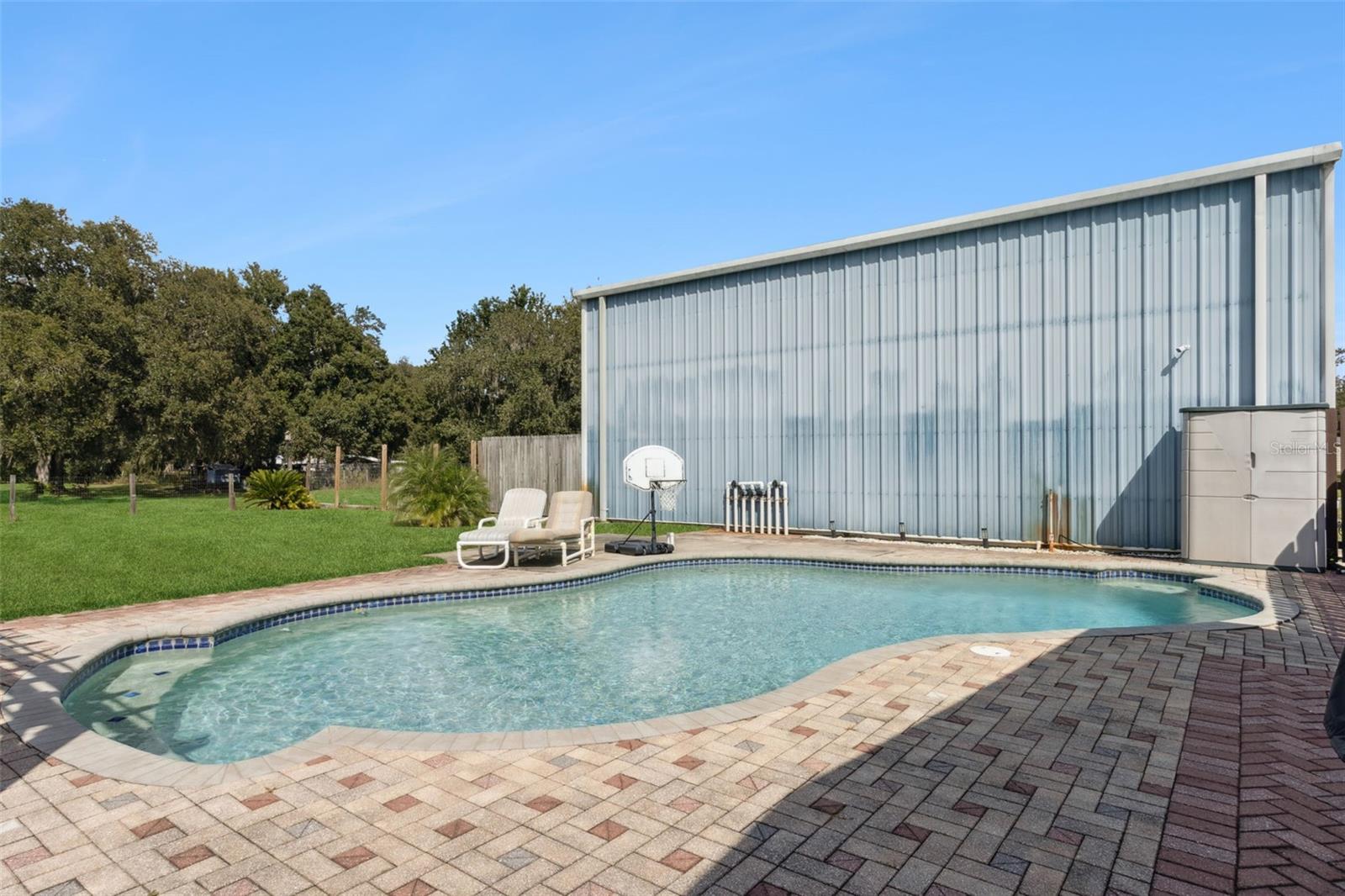 ACREAGE - Residential