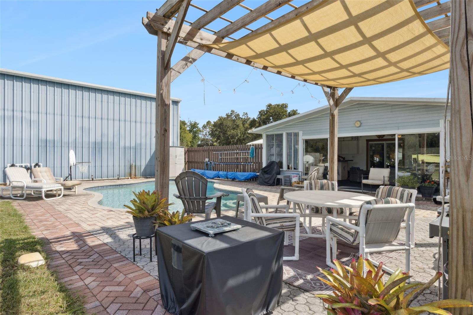 ACREAGE - Residential