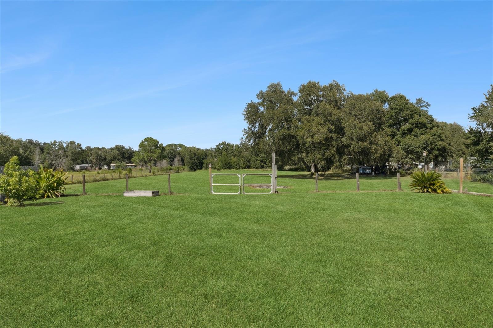 ACREAGE - Residential