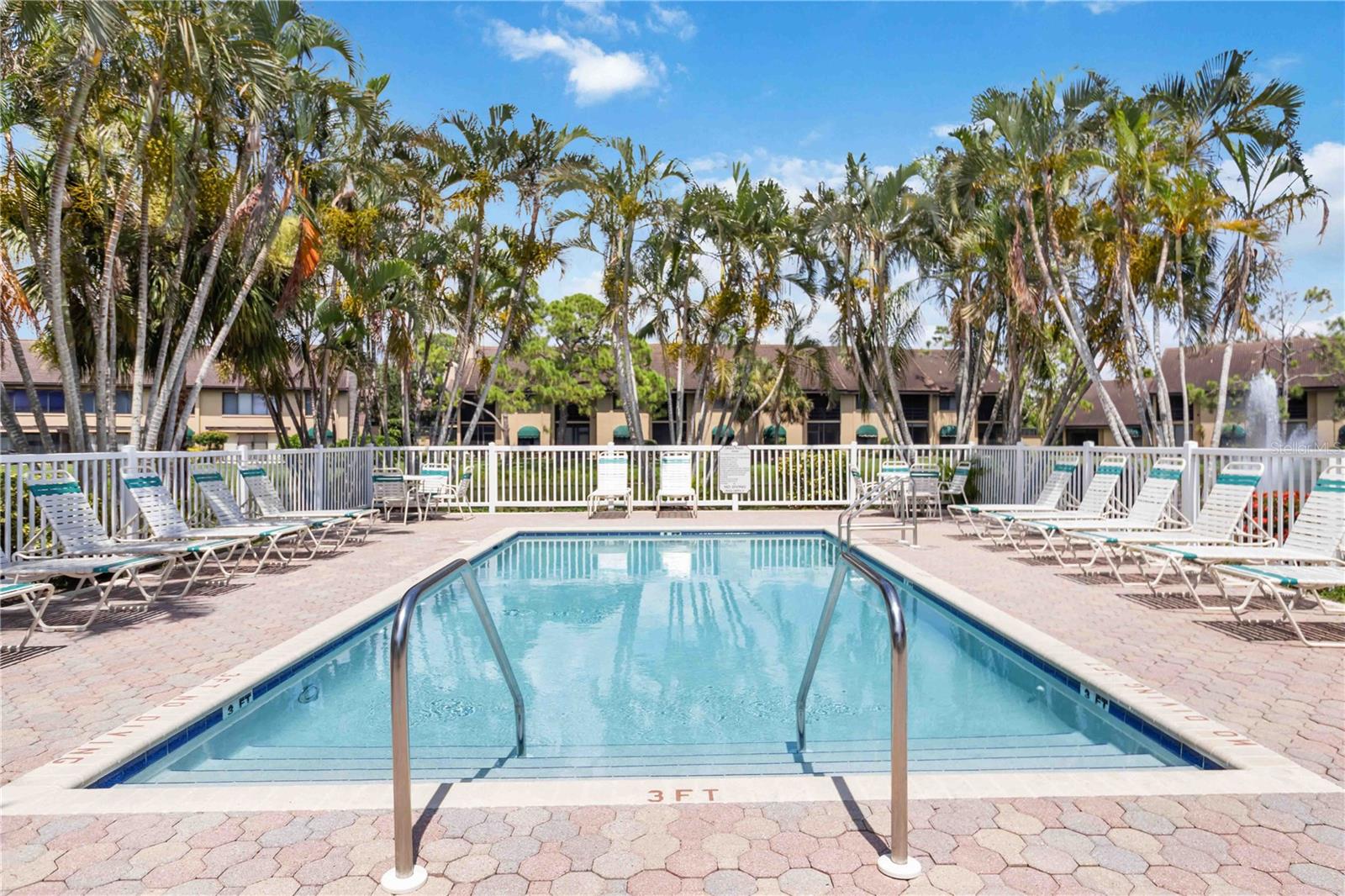 ASHTON LAKES 10 - Residential