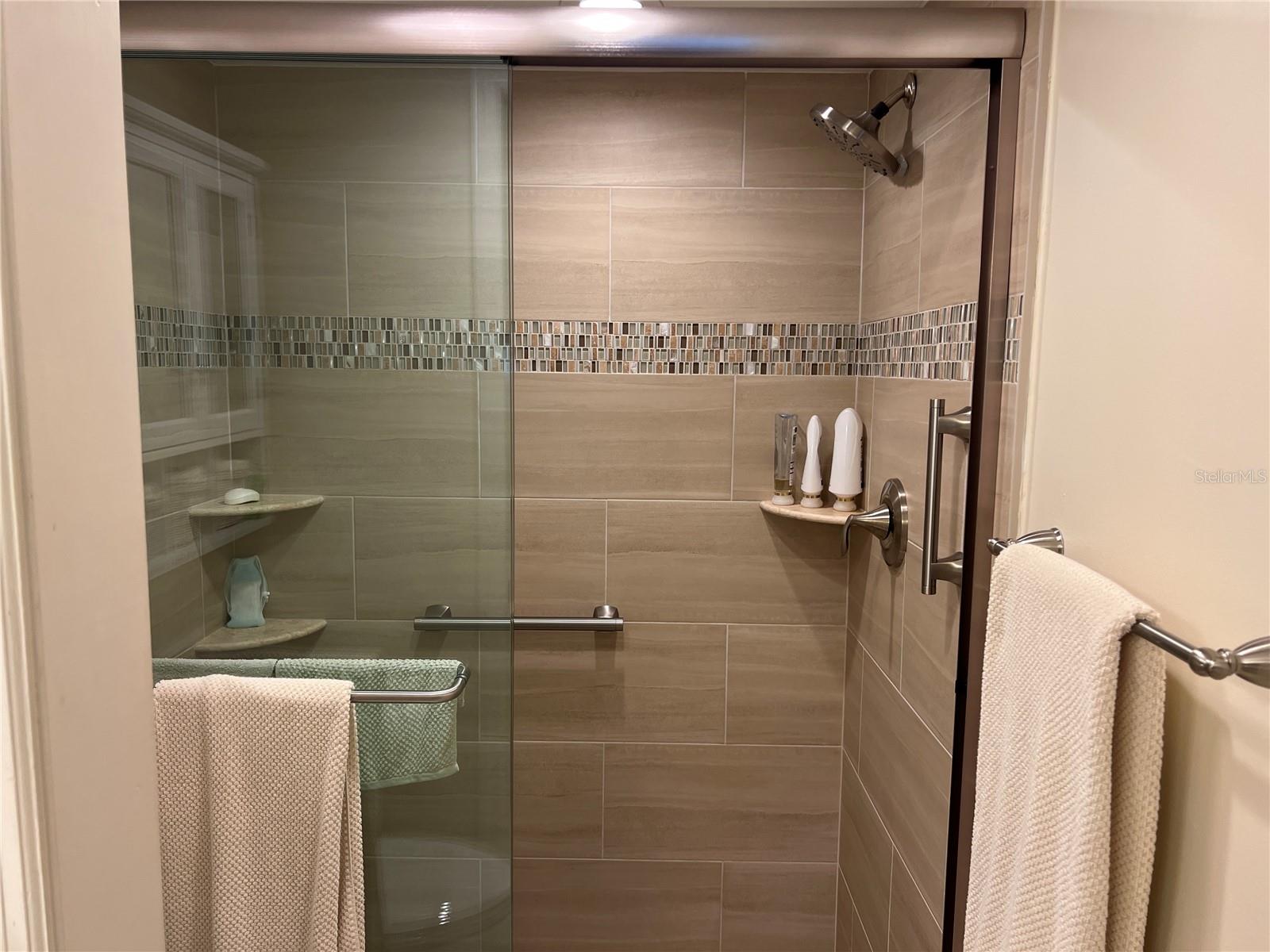 ASHTON LAKES 10 - Residential