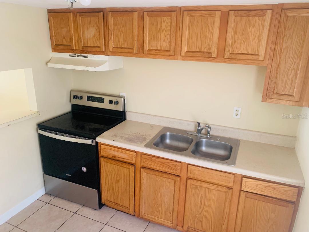 CHESTNUT WOODS SUB - Residential Lease