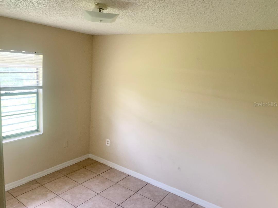 CHESTNUT WOODS SUB - Residential Lease