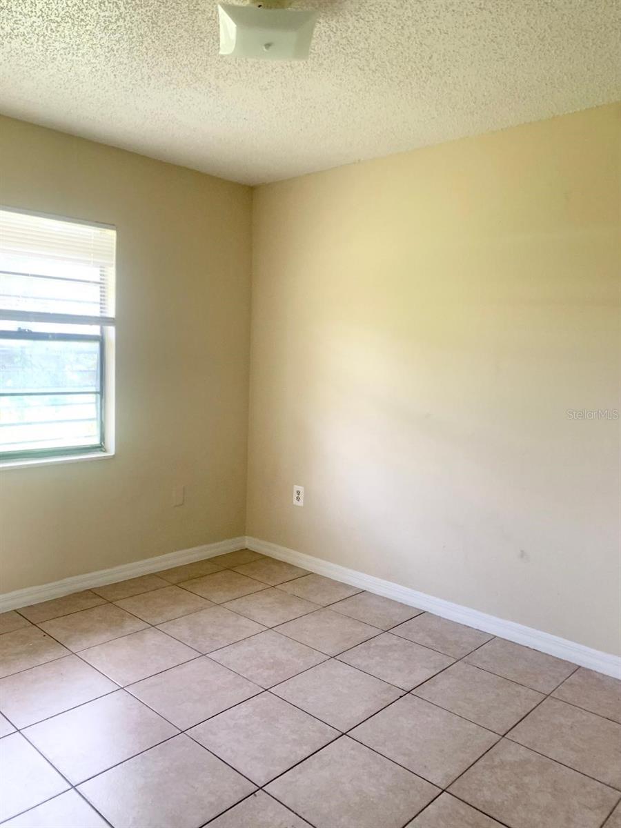 CHESTNUT WOODS SUB - Residential Lease