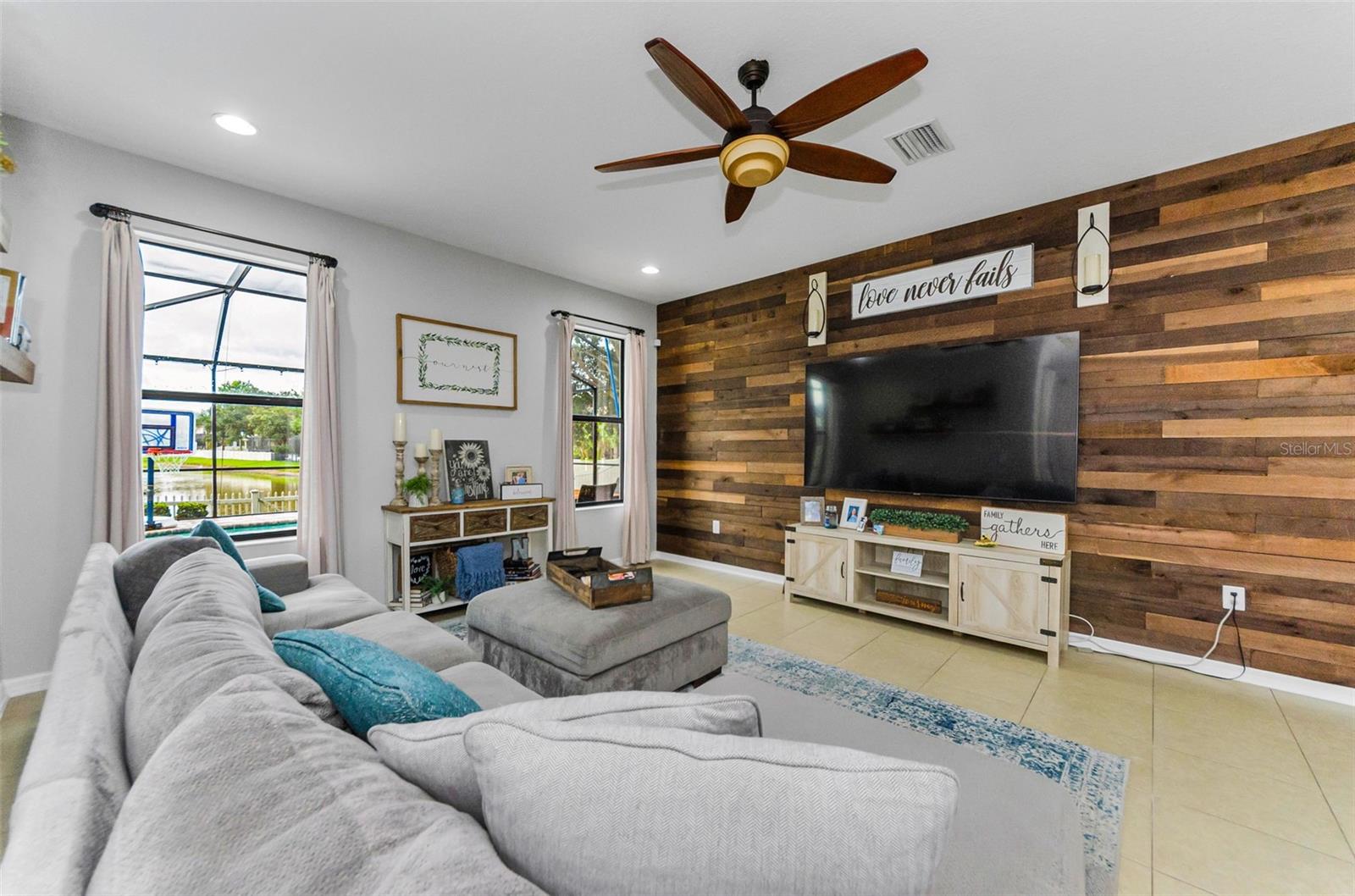 1236 KETZAL DRIVE